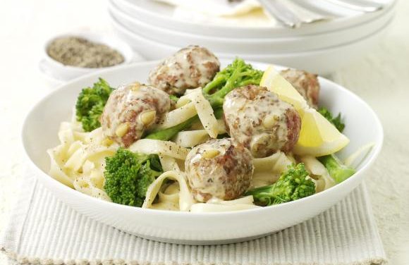 Lemon Turkey Meatballs with Broccoli & Noodles
